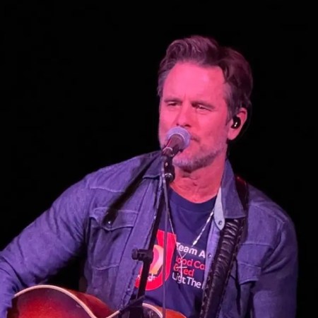 Charles Esten